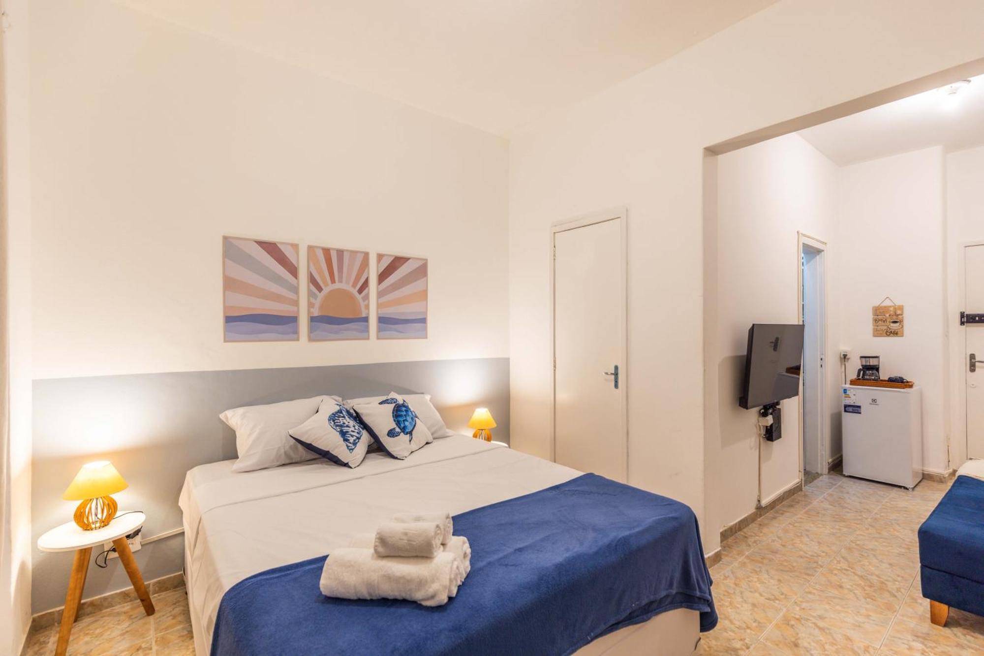 Apartamento No Leme Copacabana Com Cama Queen, Ar Split, Wifi, Tvsmart, Portaria 24 E 400m Da Rio de Janeiro