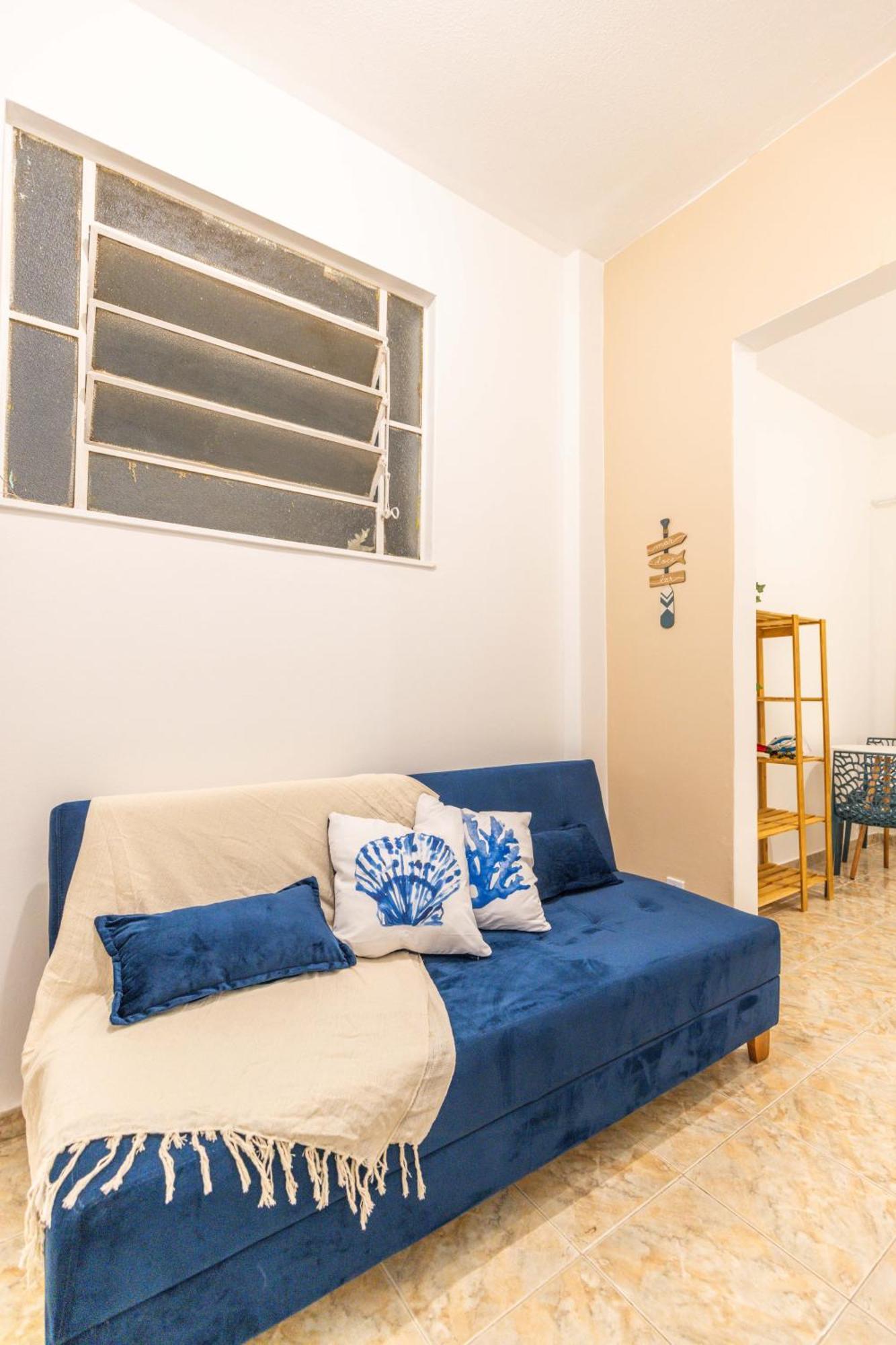 No Leme Copacabana Com Cama Queen, Ar Split, Wifi, Tvsmart, Portaria 24 E 400m Da Apartment